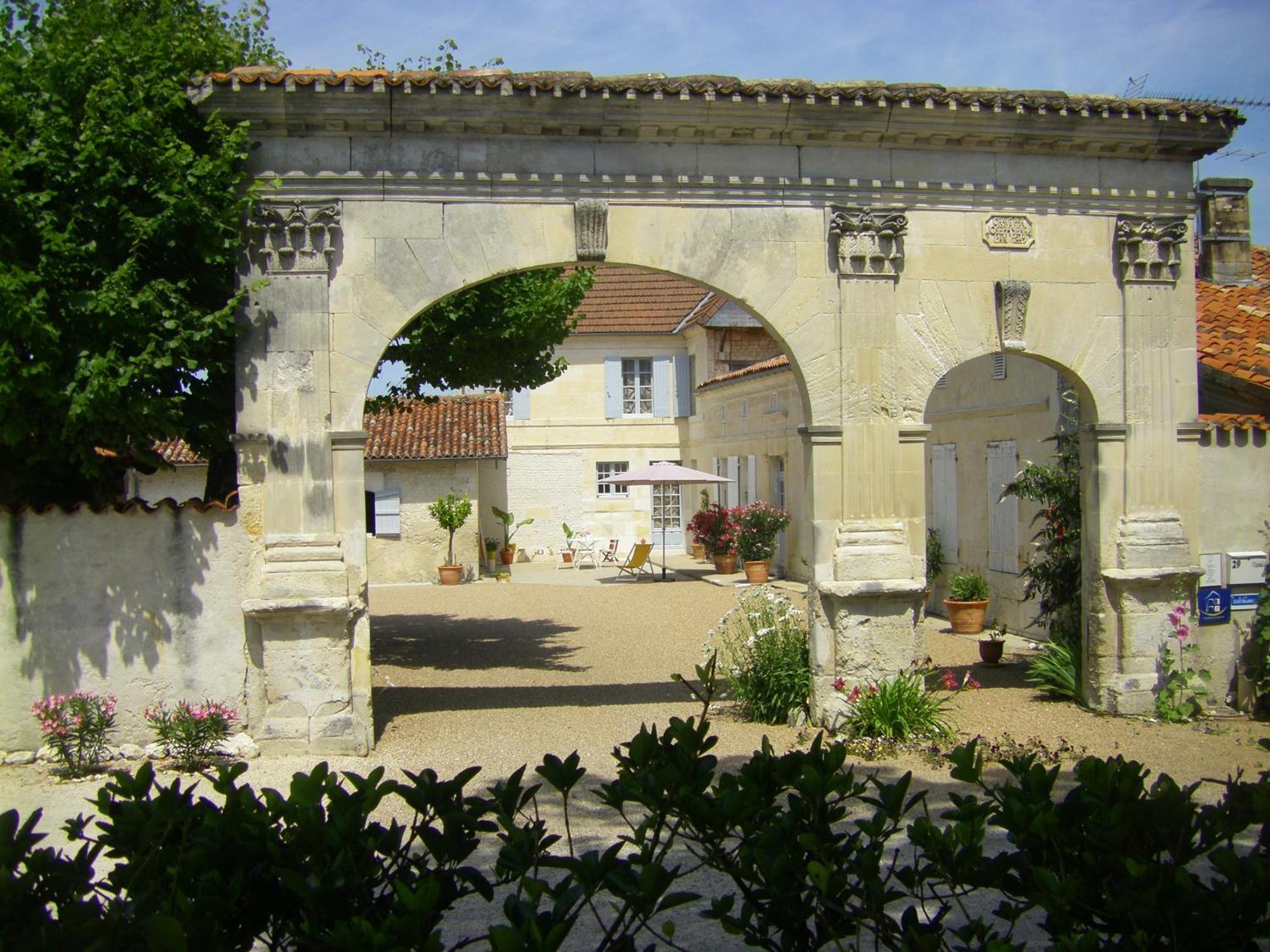 Chambre D'Hotes Clos Des Pierres Blanches Brie-sous-Archiac Kültér fotó