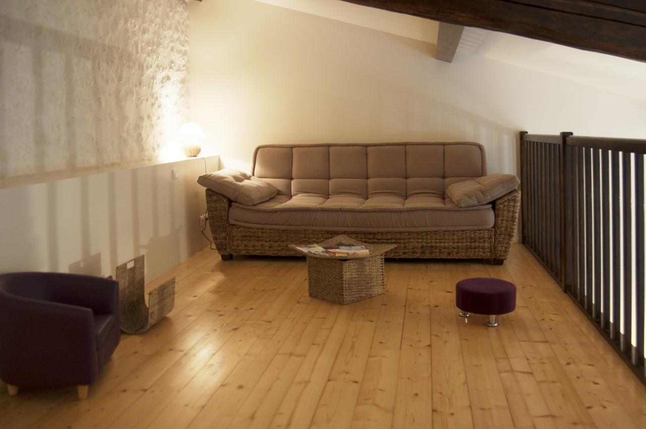 Chambre D'Hotes Clos Des Pierres Blanches Brie-sous-Archiac Kültér fotó